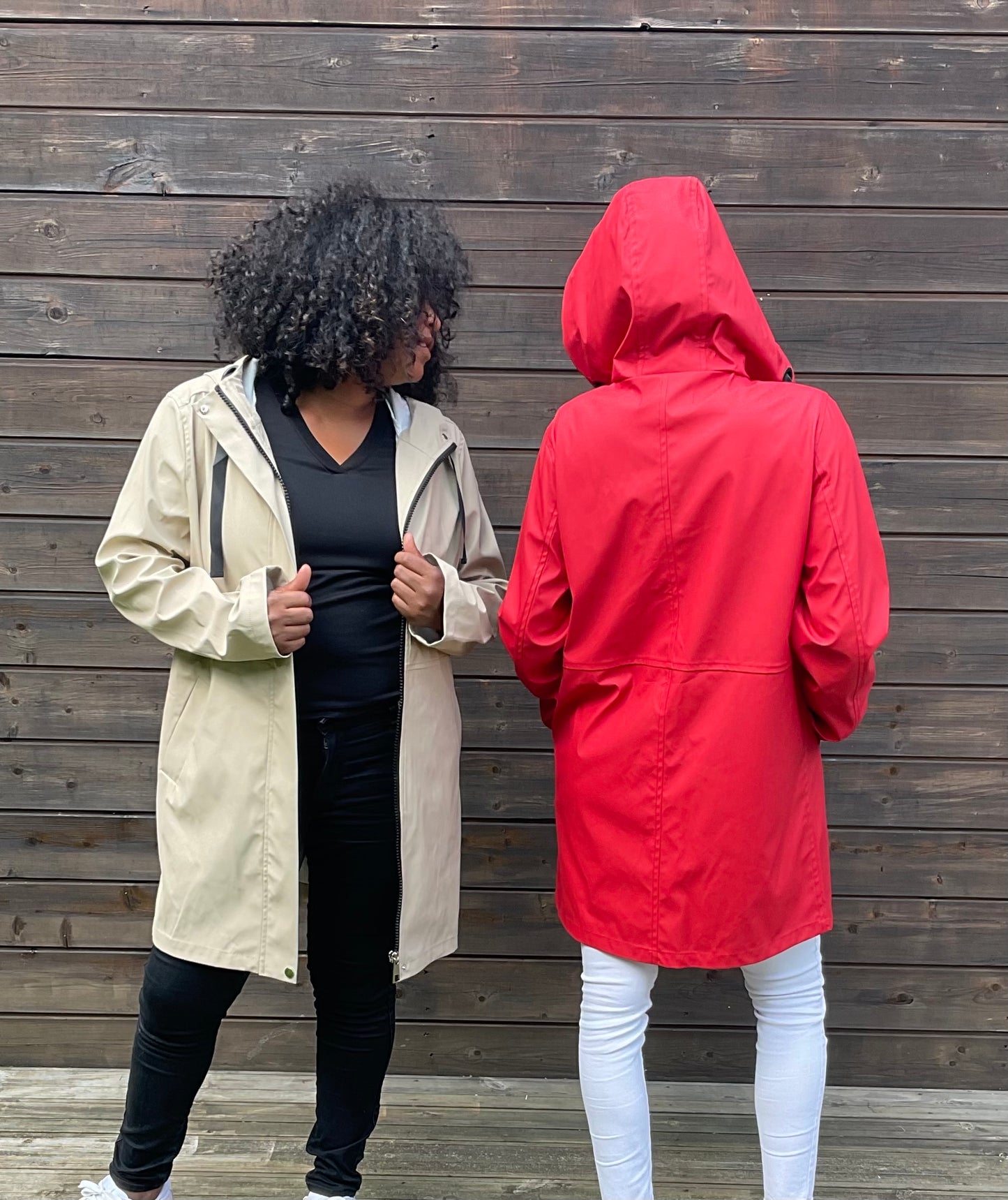 RAINCOAT Model JUVENE "ON PARLE DE VOUS" - Destockality